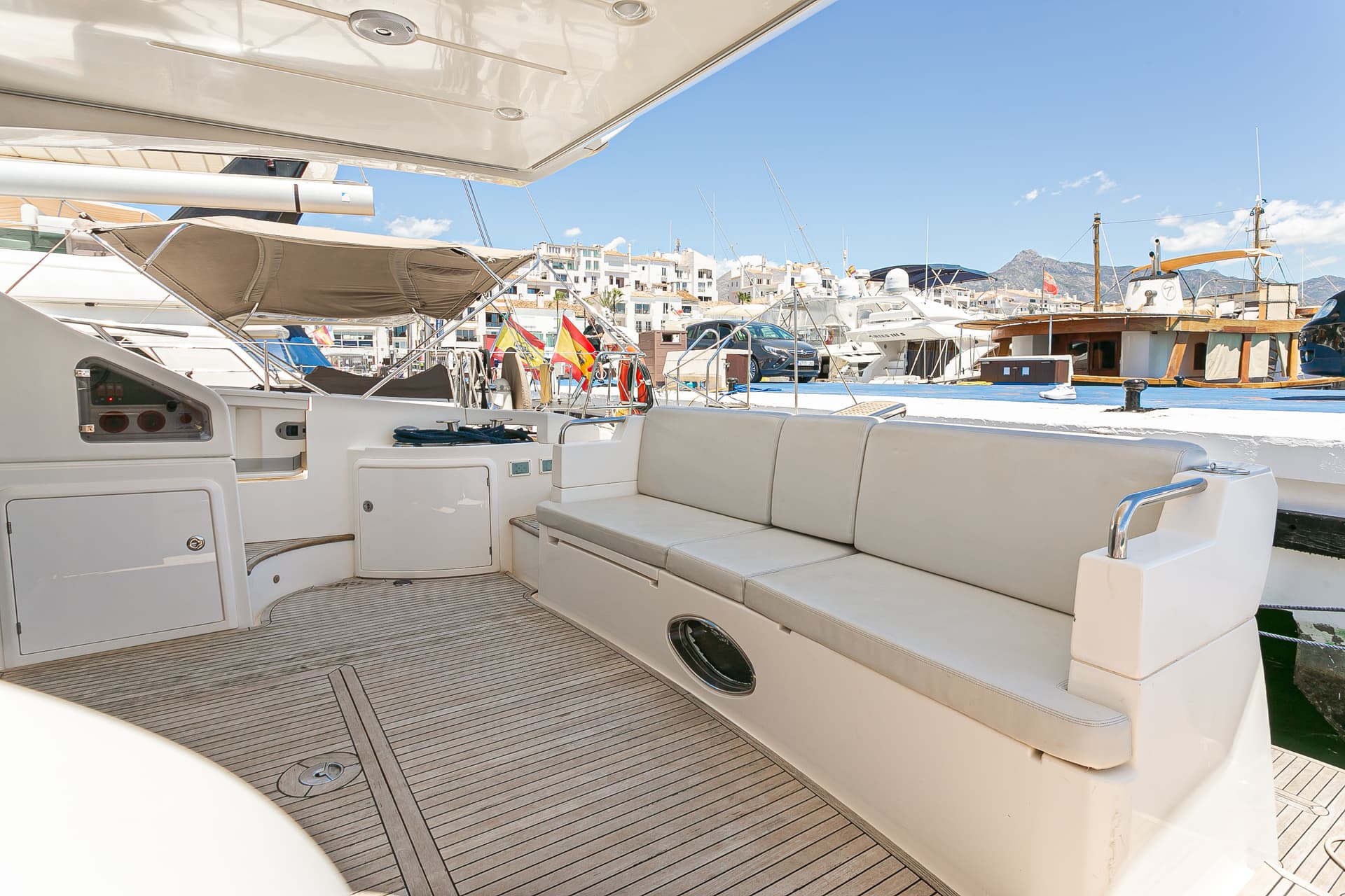 Azimut 58 Flybridge - "Lazurit" — imagen 4