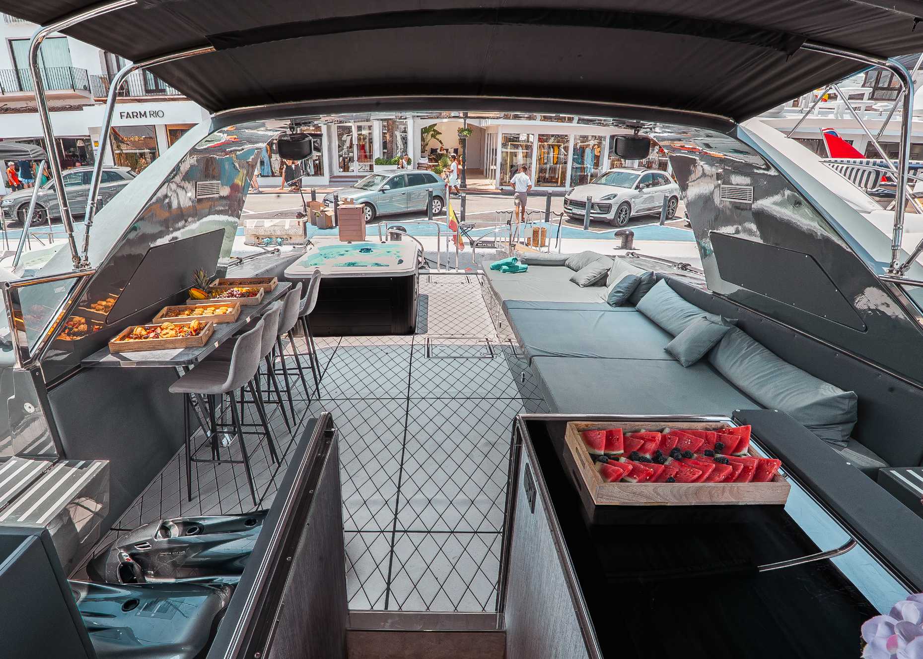 Mangusta 80 Open - "Happy Hour" — imagen 22