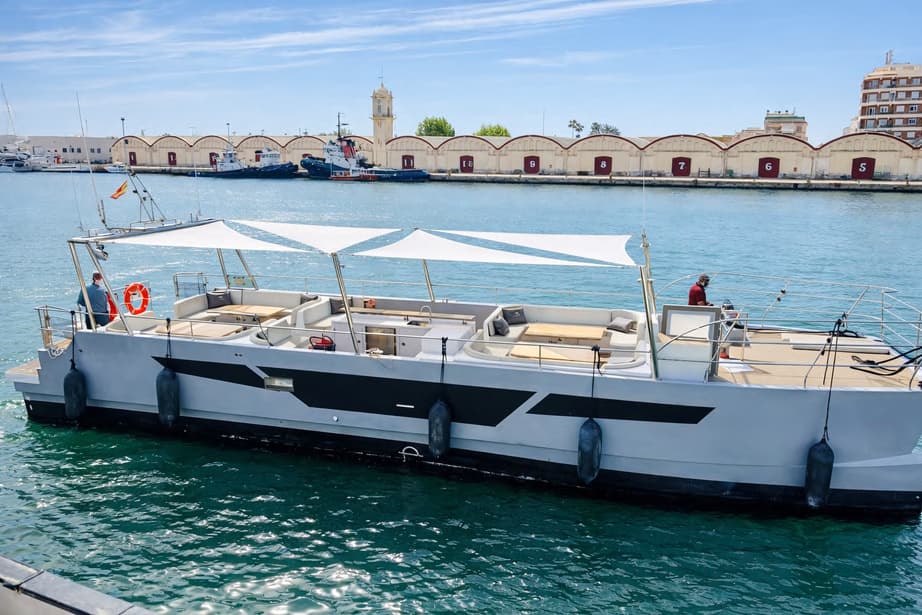 Catamarán "Serenity" — imagen 3