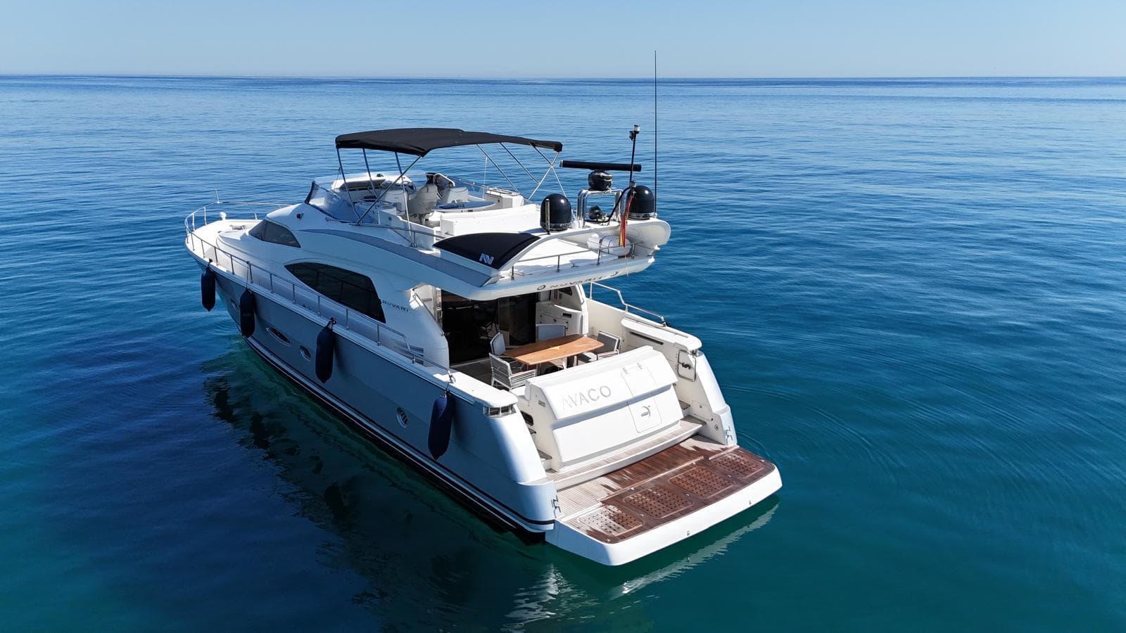 Nuvari 64 Flybridge - "Avaco"