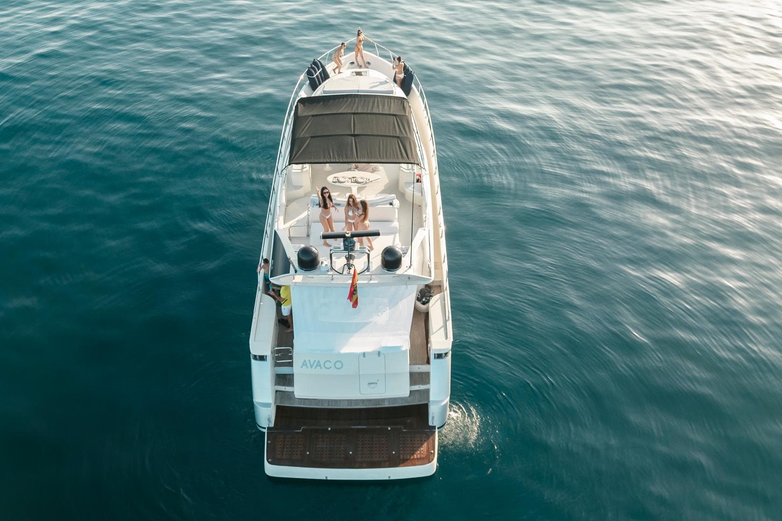 Nuvari 64 Flybridge "Avaco" — imagen 3