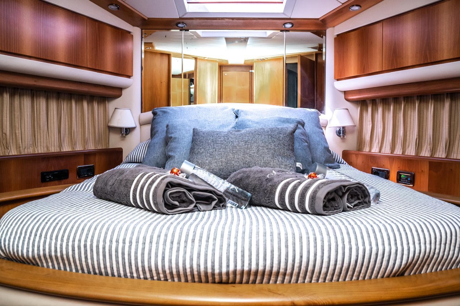 Nuvari 64 Flybridge - "Avaco" — imagen 8